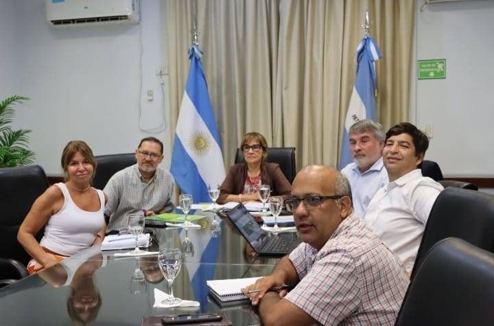 La ministra de Educación se reunió el secretario General del Consejo Federal de Educación
