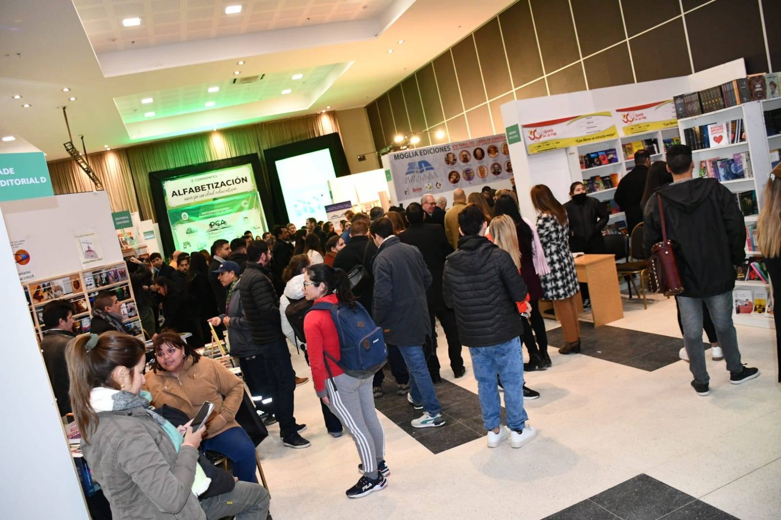 Programa actualizado de la XIV Feria del Libro de Corrientes