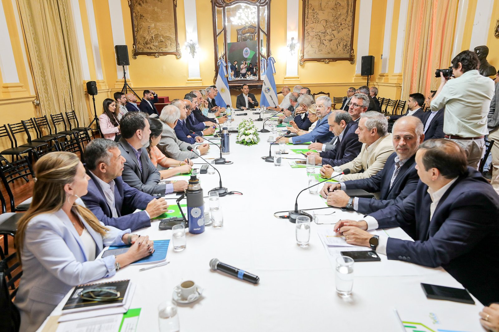 Valdés destacó el trabajo en equipo por una “Corrientes más desarrollada, moderna e inclusiva”