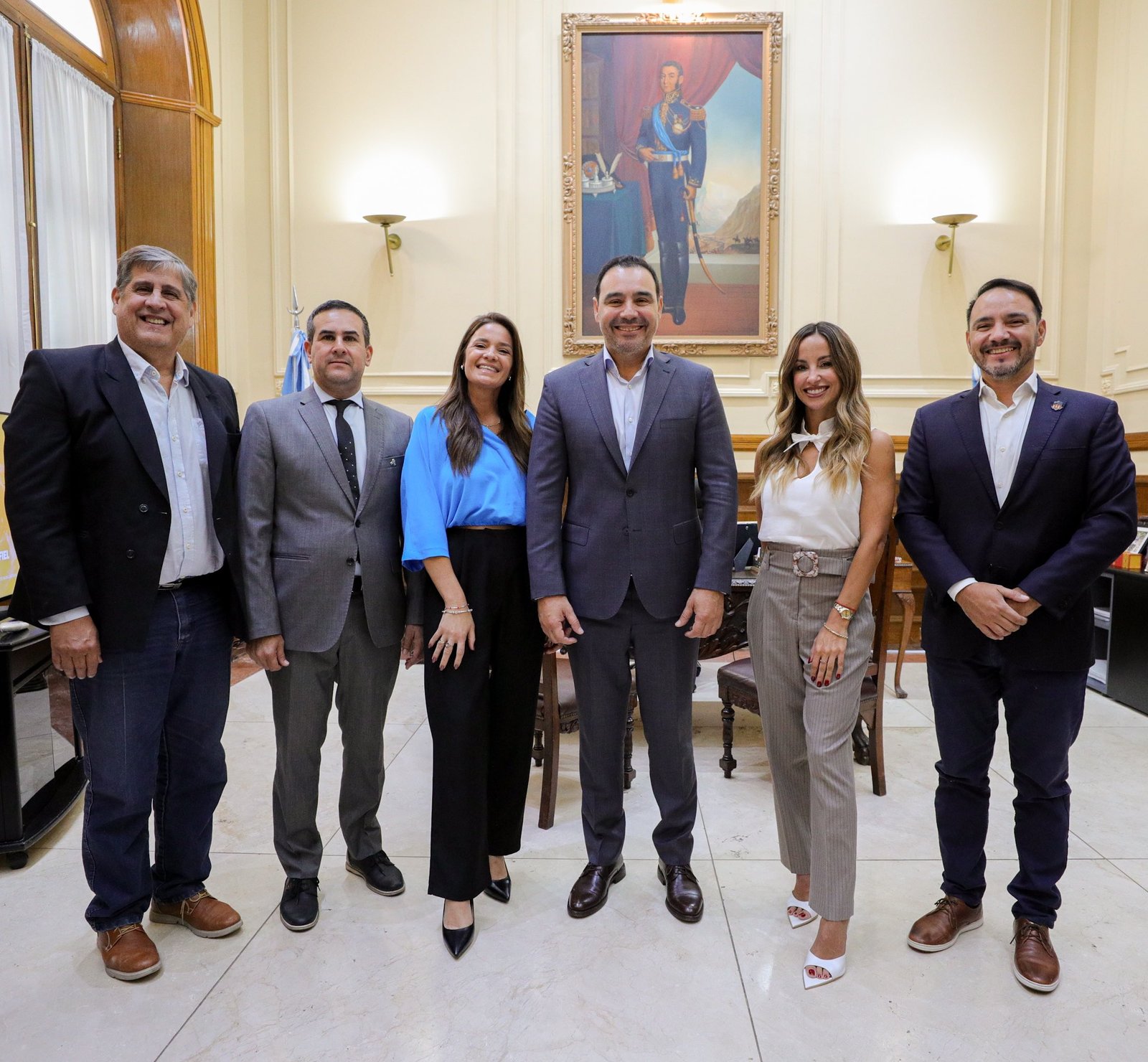 El Gobernador firmó acuerdos para refaccionar espacios culturales de cuatro localidades del interior